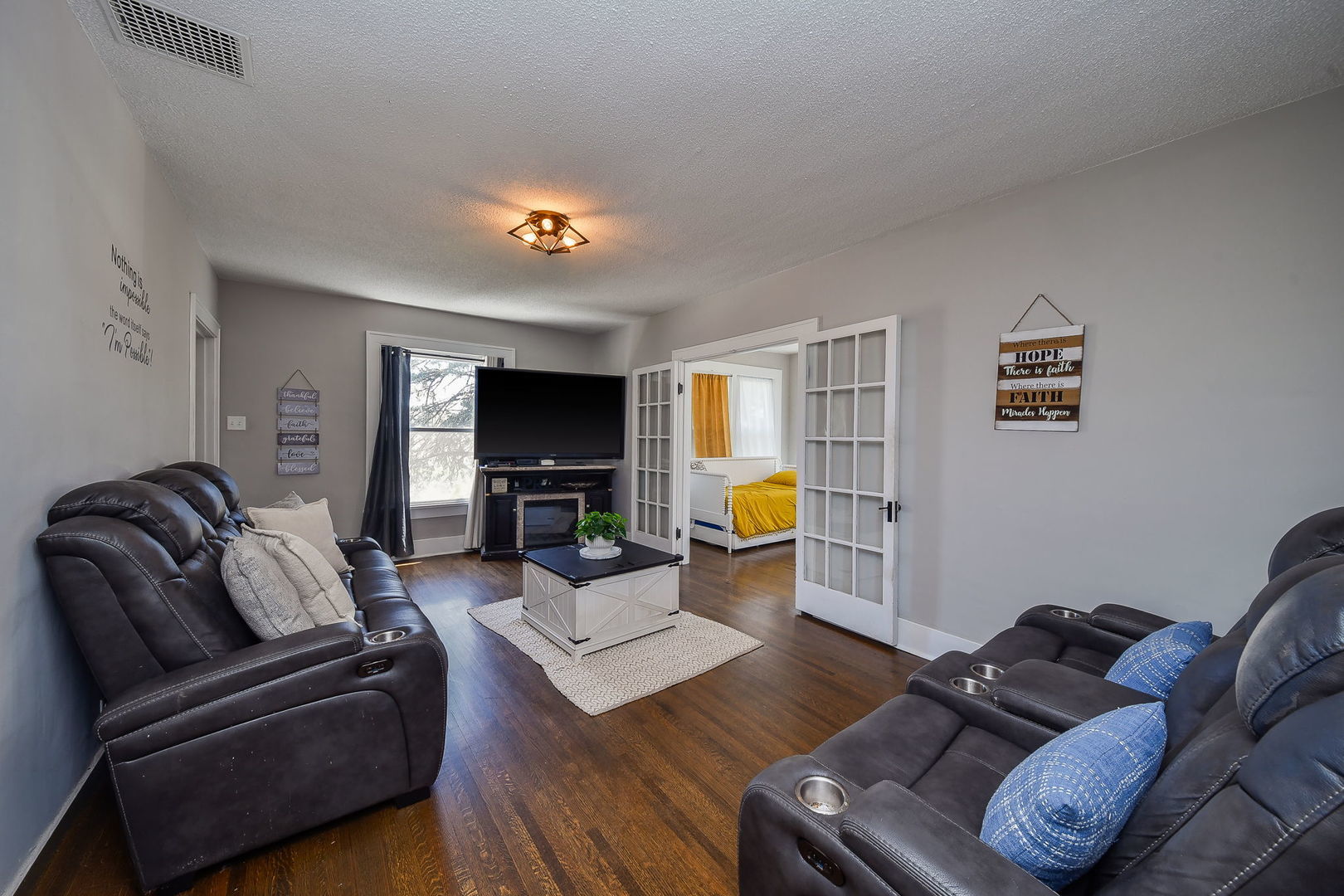 1s100 Il Route 47 Property Photo 4