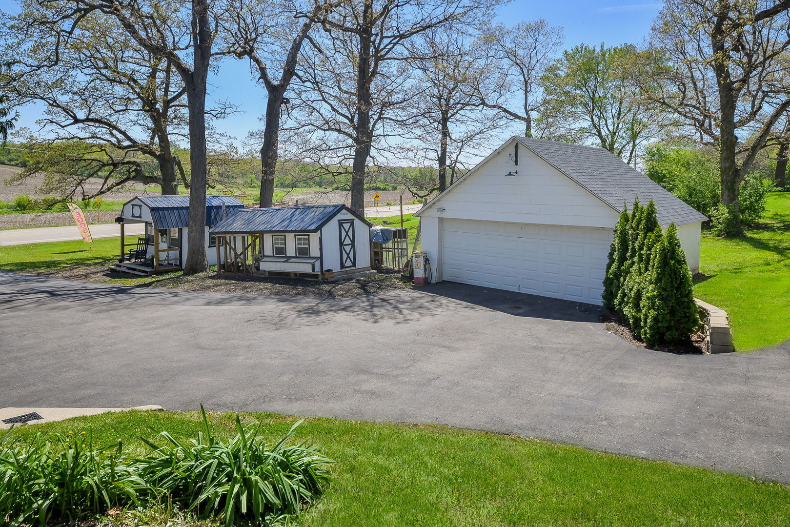 1s100 Il Route 47 Property Photo 17
