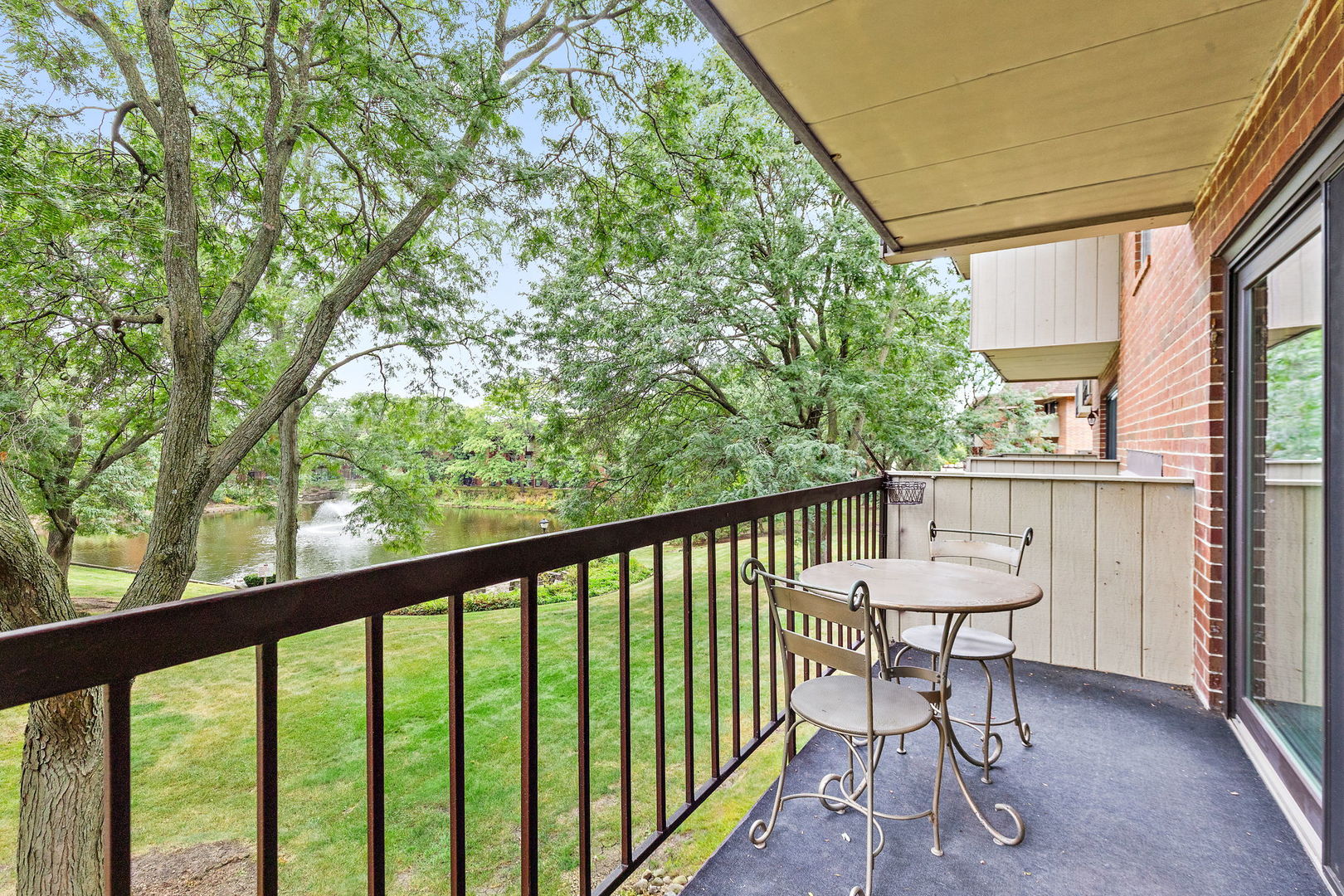 111 E Janata Boulevard 2a Property Photo 22