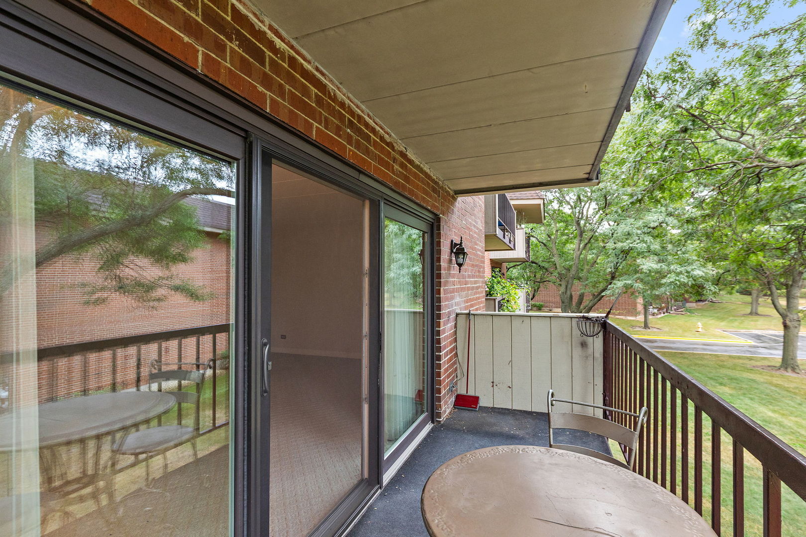 111 E Janata Boulevard 2a Property Photo 23