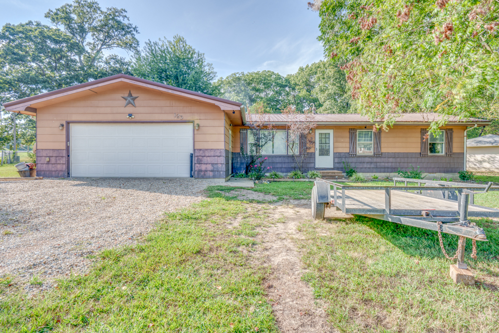 123 White Oak Park Lane Property Photo 1