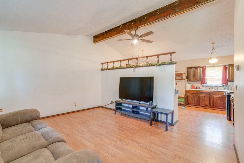 123 White Oak Park Lane Property Photo 11