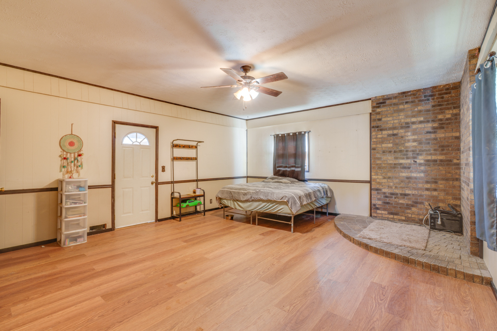 123 White Oak Park Lane Property Photo 26