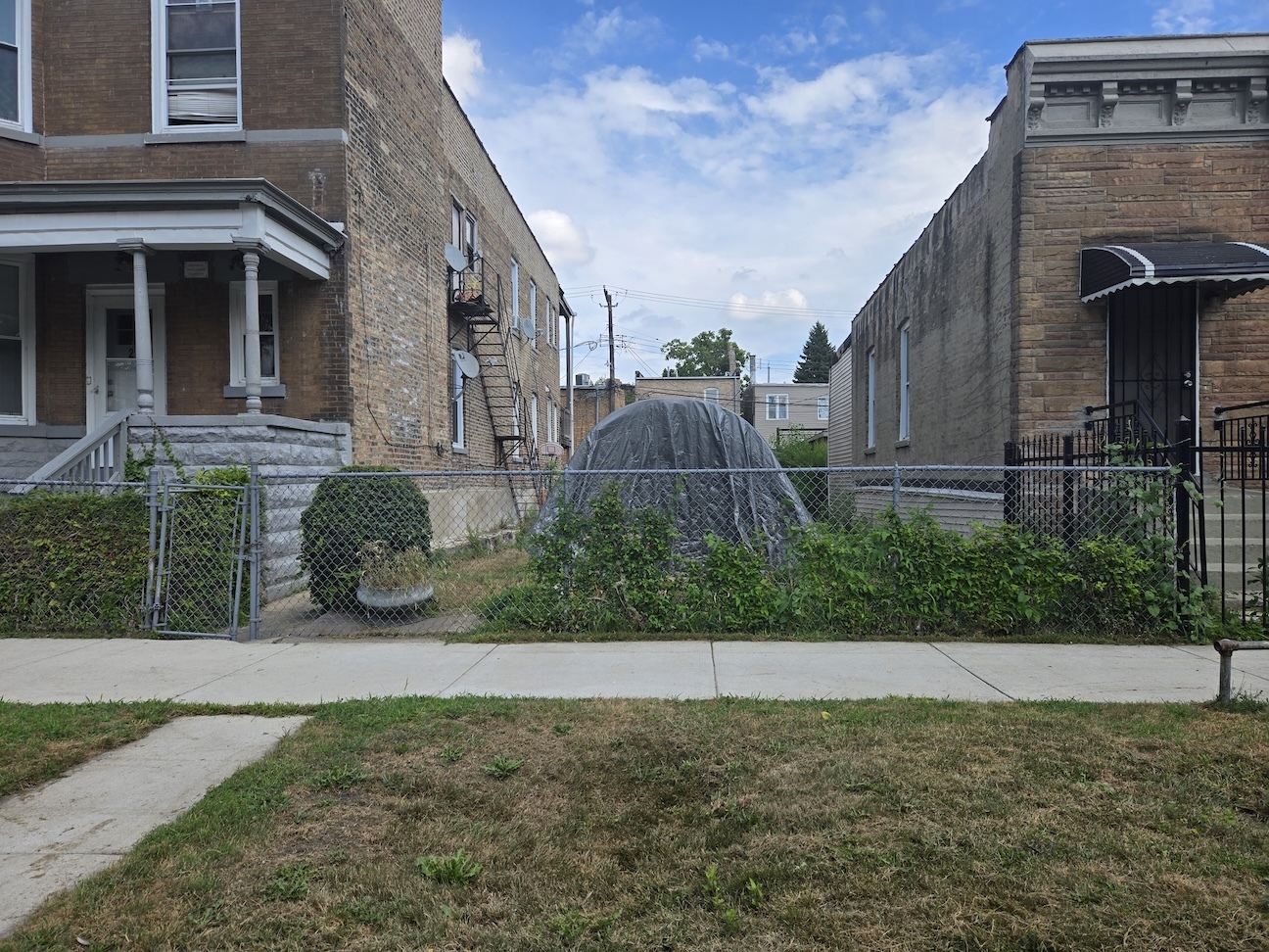 2103 S Trumbull Avenue Property Photo 1