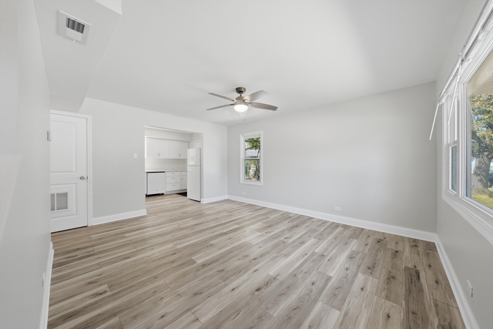 9 Arrowhead Court Property Photo 4