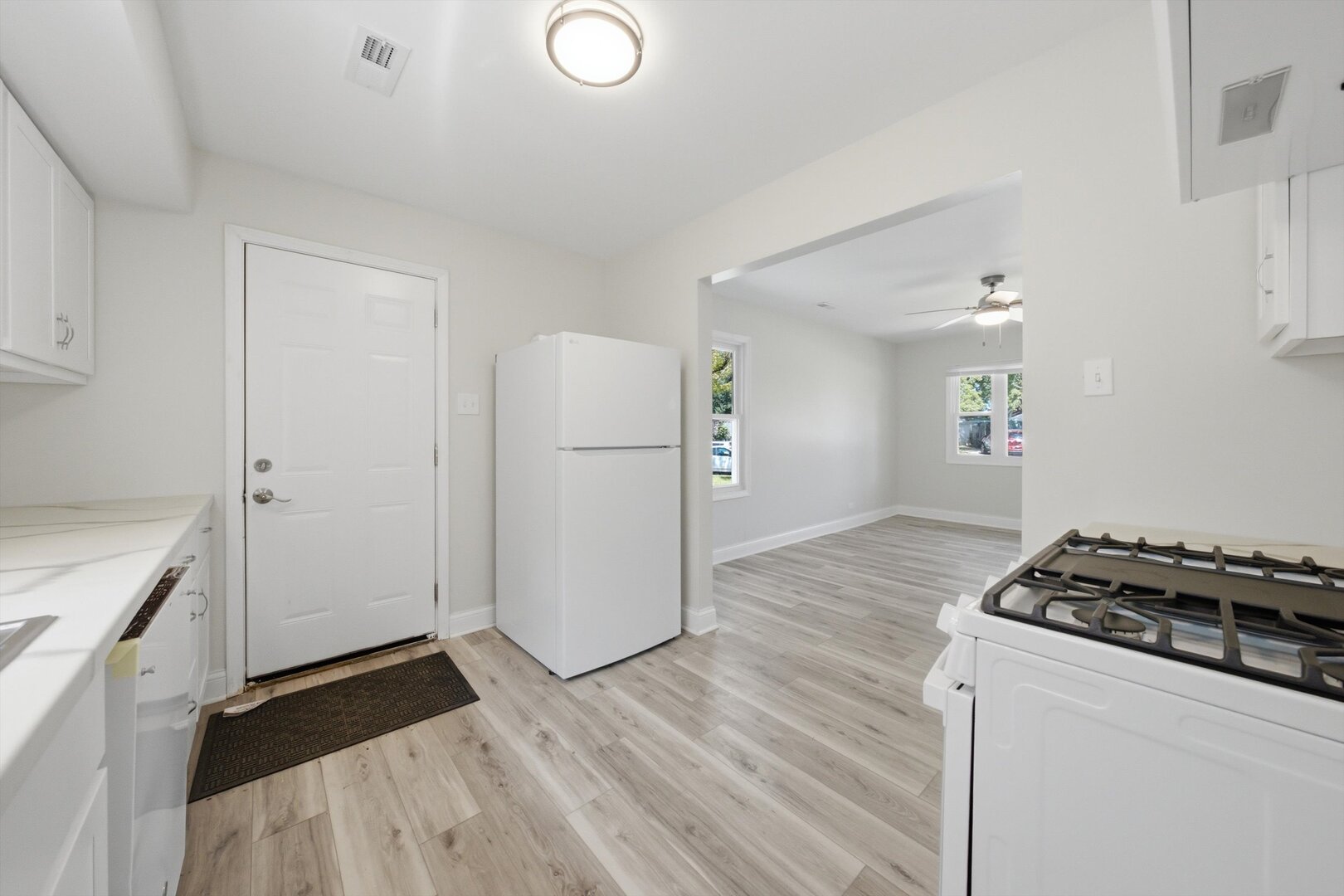 9 Arrowhead Court Property Photo 9