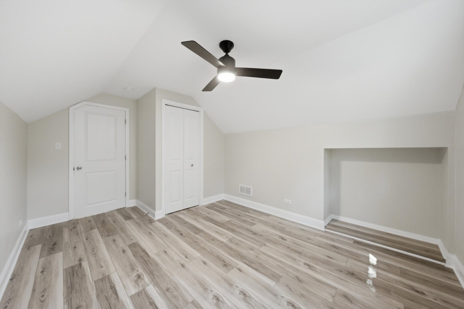 9 Arrowhead Court Property Photo 18