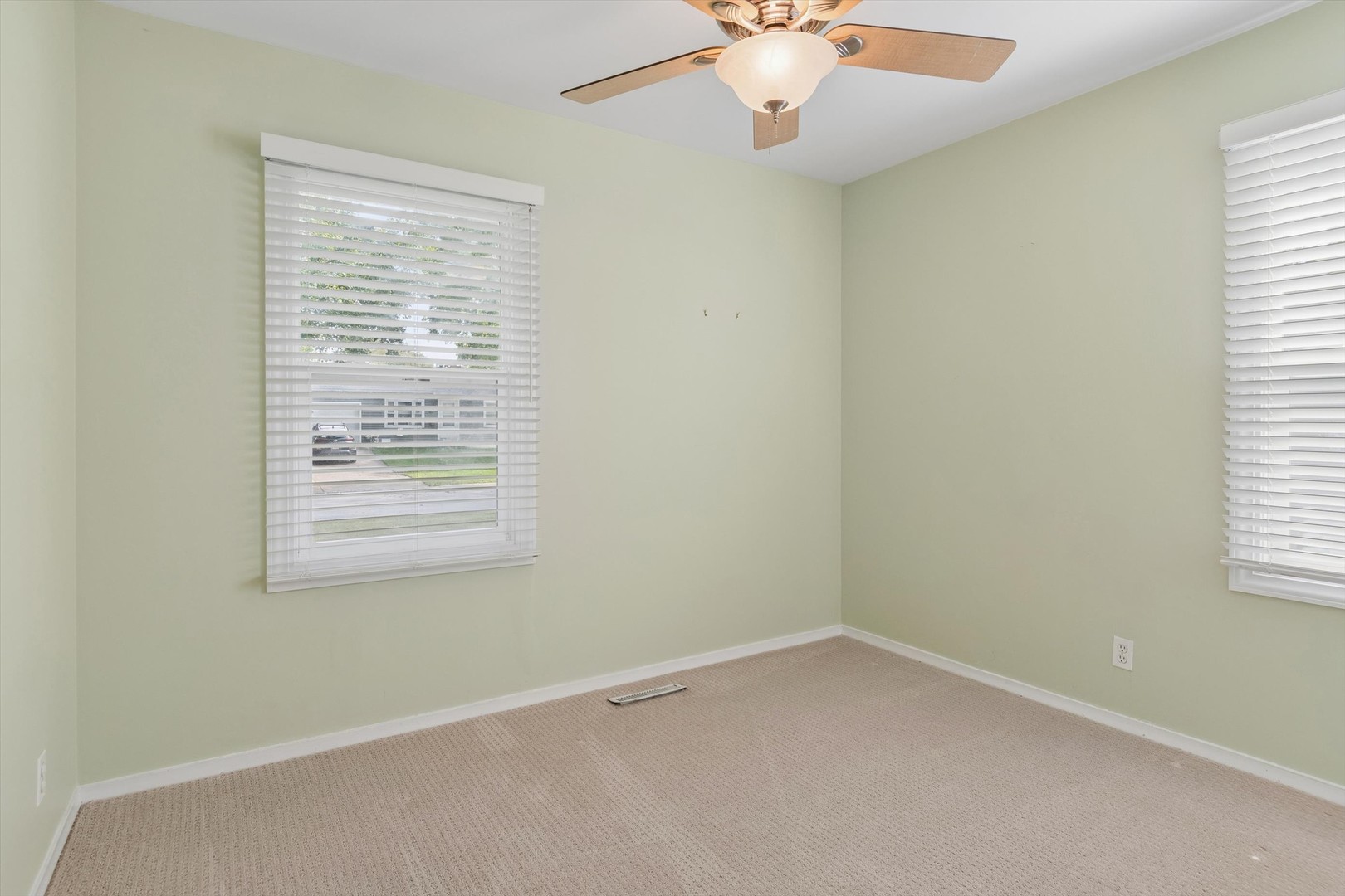 114 Briar Lane Property Photo 12
