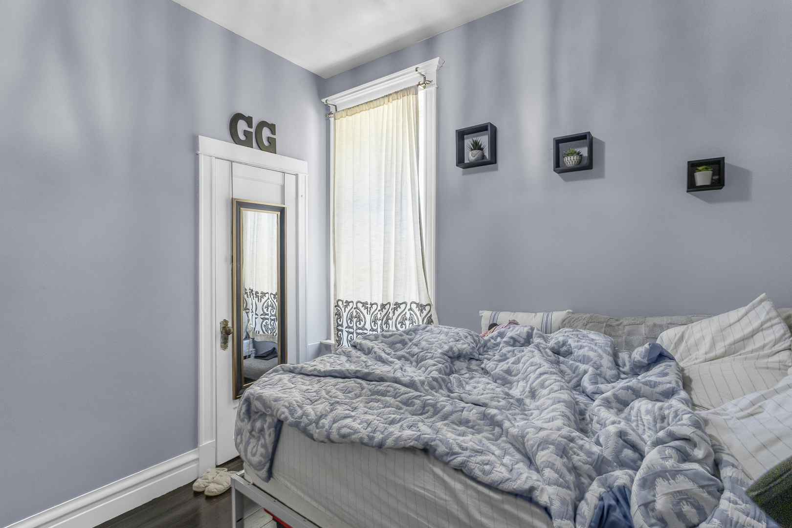 2114 S Trumbull Avenue Property Photo 14