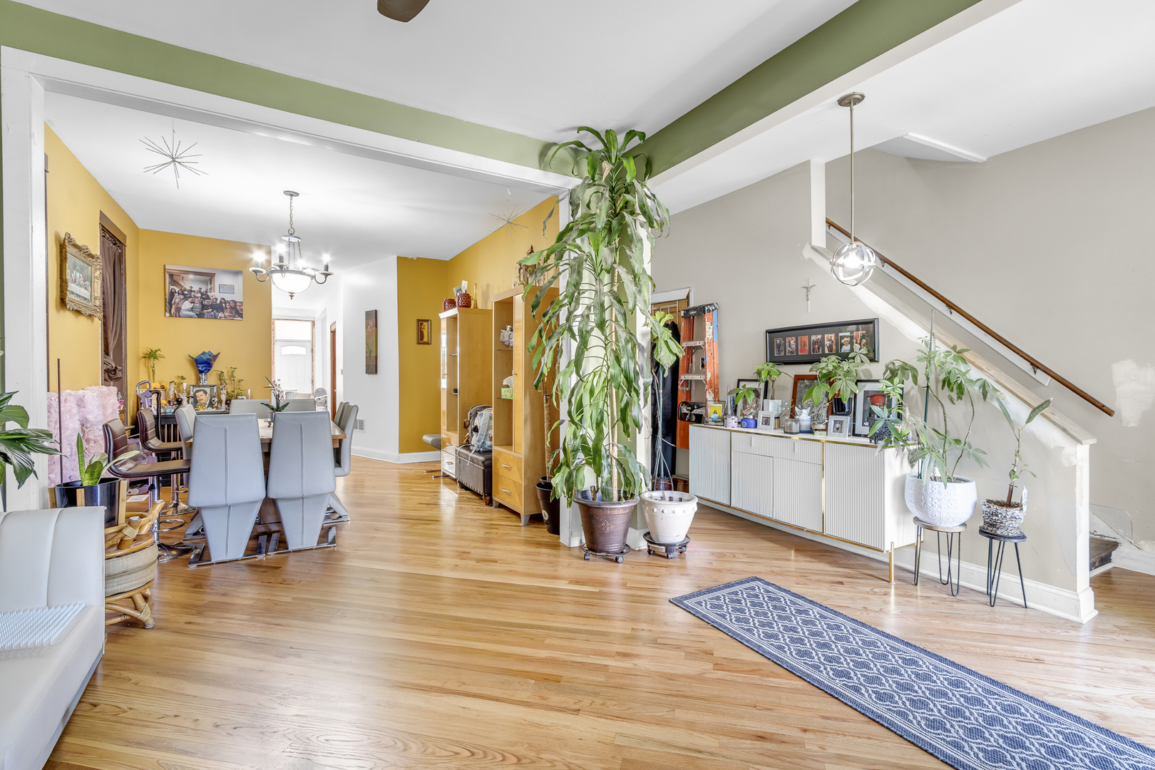 2114 S Trumbull Avenue Property Photo 17