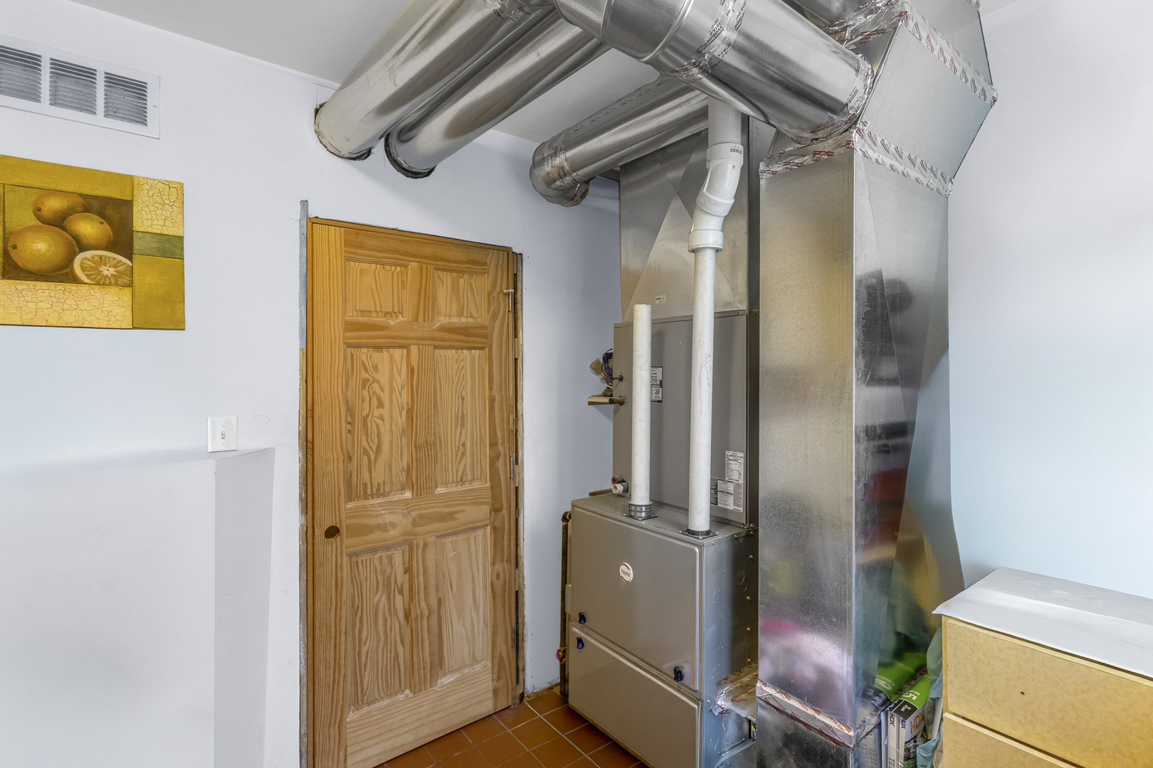 2114 S Trumbull Avenue Property Photo 29