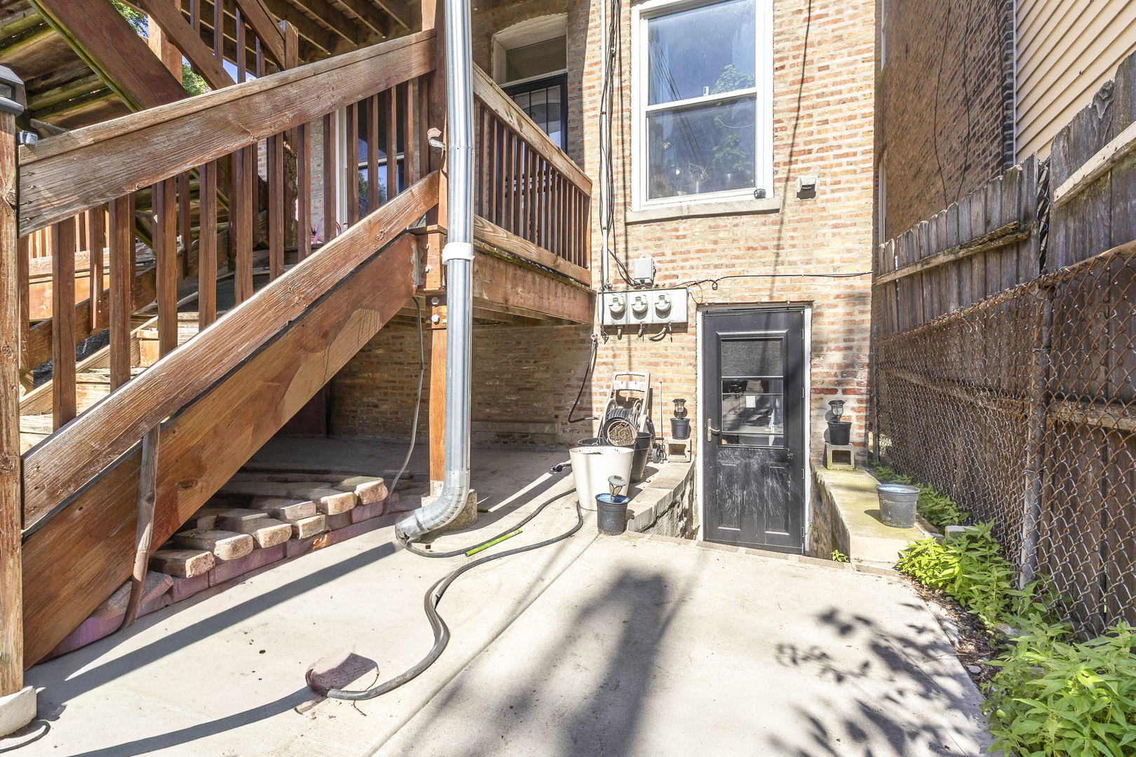 2114 S Trumbull Avenue Property Photo 57