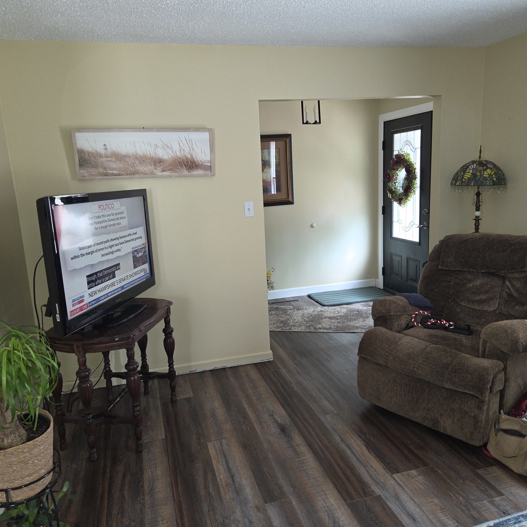 907 Lickliter Street Property Photo 11