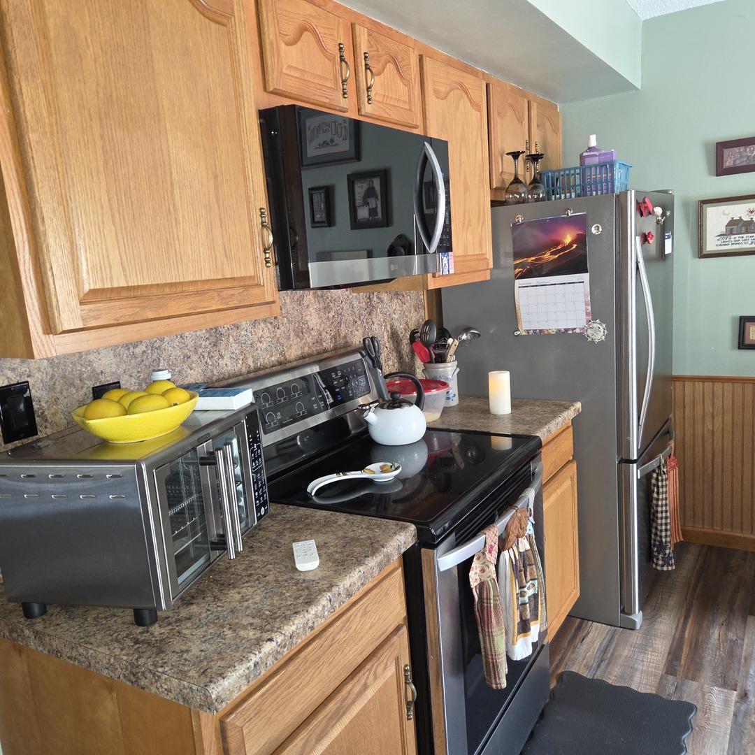 907 Lickliter Street Property Photo 17