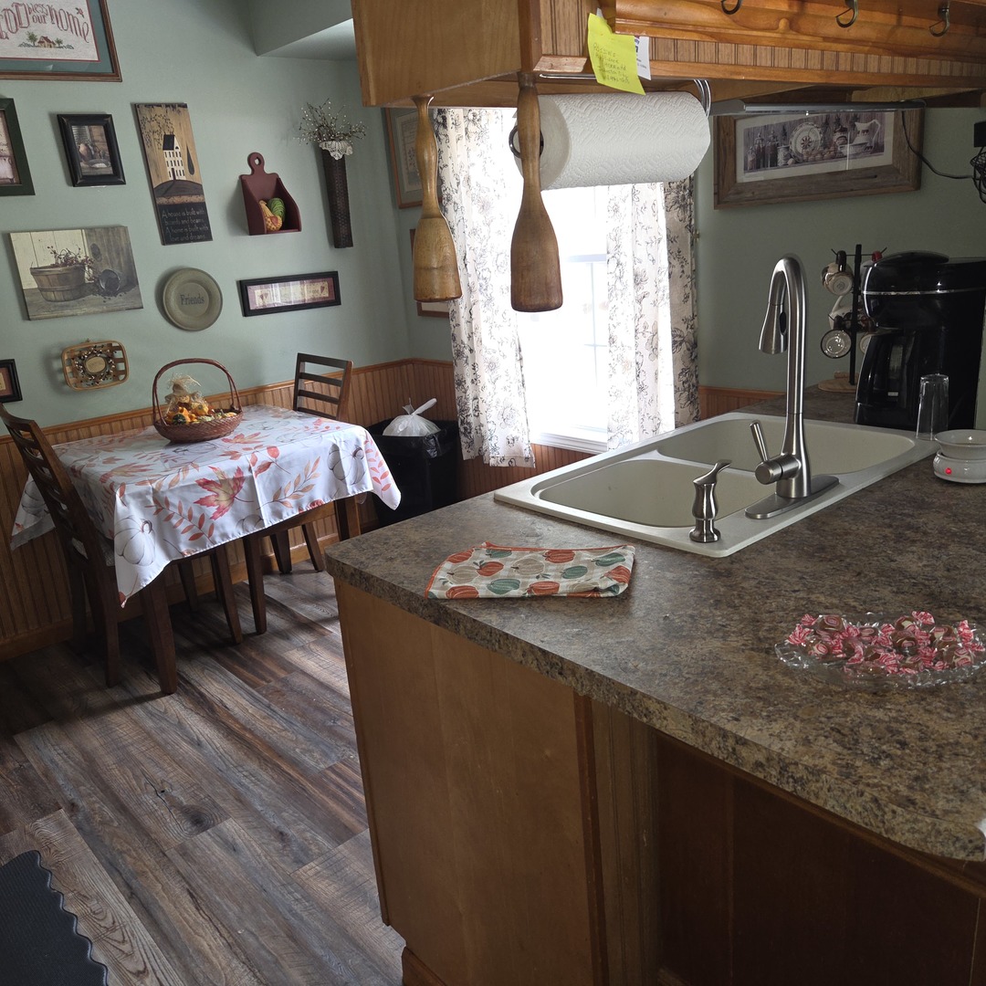 907 Lickliter Street Property Photo 18