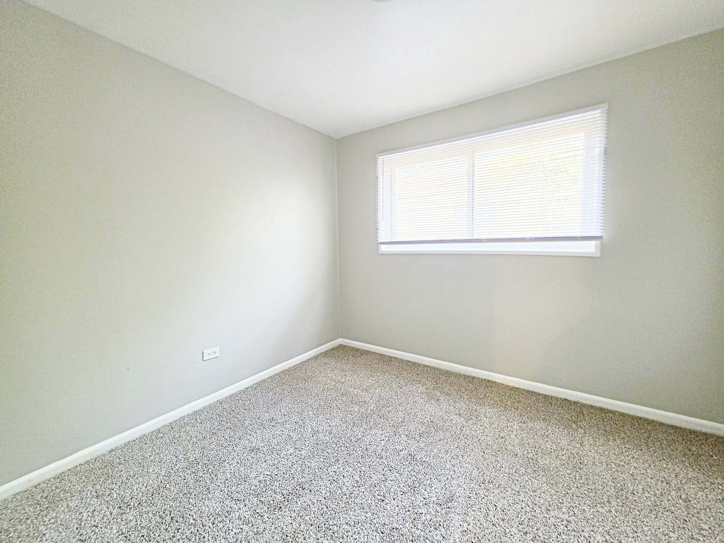 14637 Dante Avenue Property Photo 13
