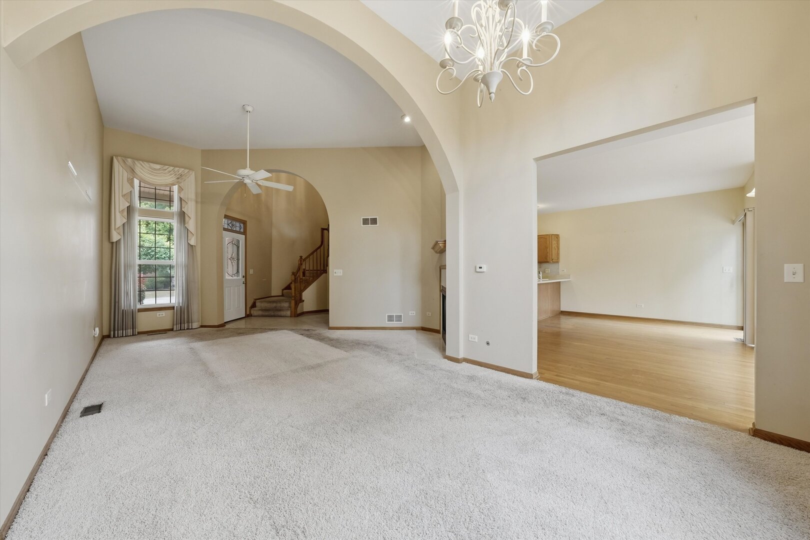 11242 Pin Oak Circle Property Photo 3