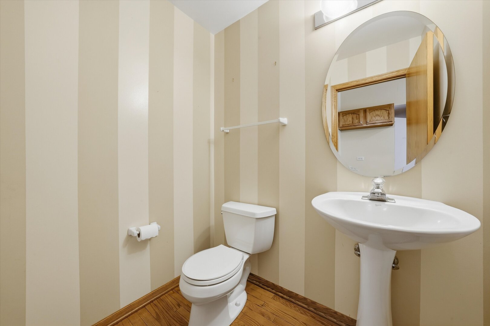 11242 Pin Oak Circle Property Photo 10