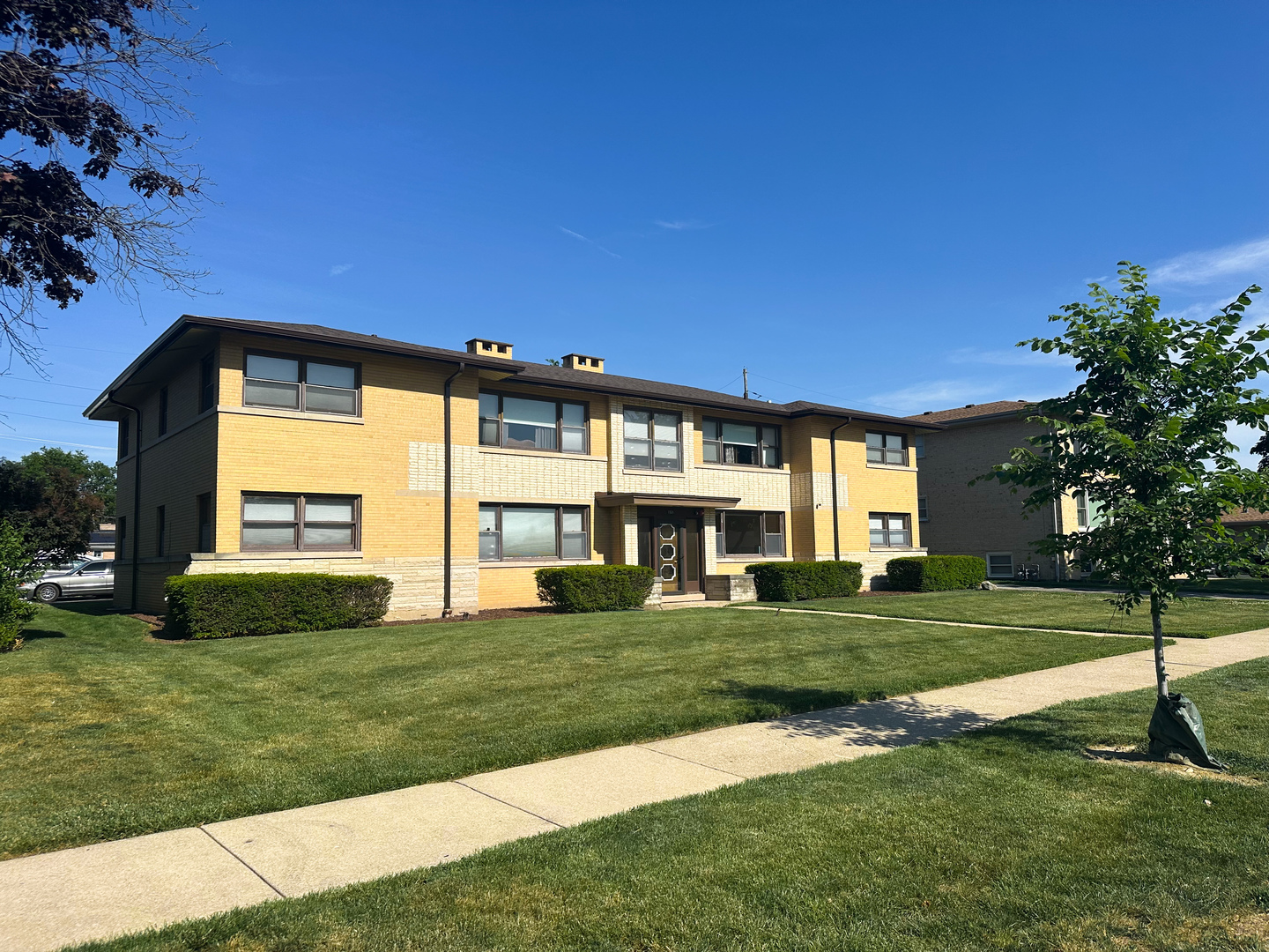 1531 Balmoral Avenue 1S Property Photo 1