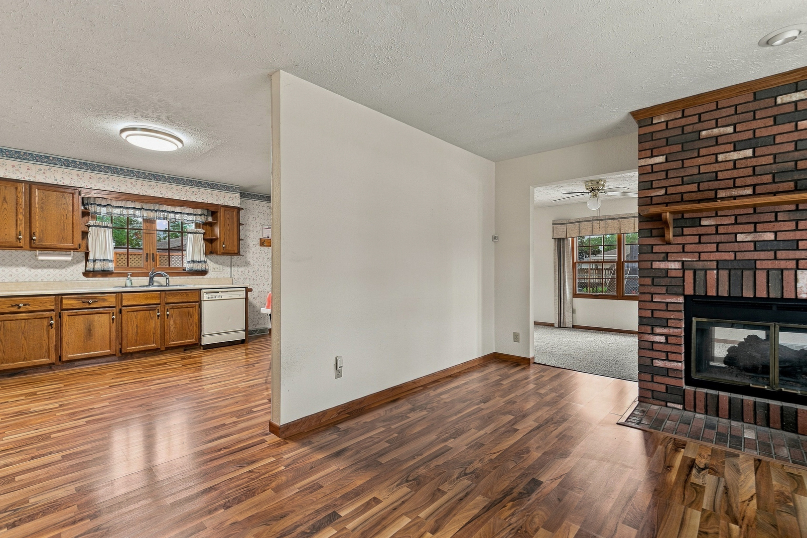 1687 35th Avenue Property Photo 8