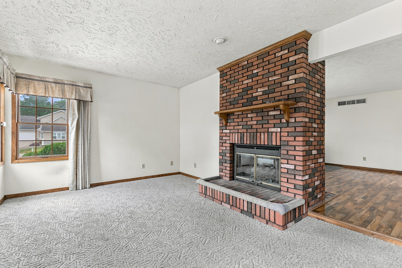 1687 35th Avenue Property Photo 10