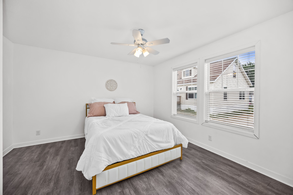 935 9th Street Property Photo 10