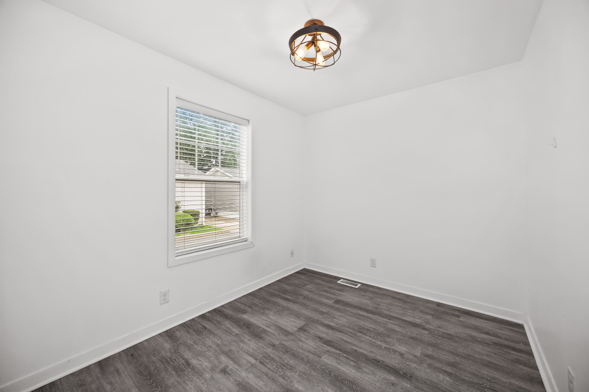 935 9th Street Property Photo 16