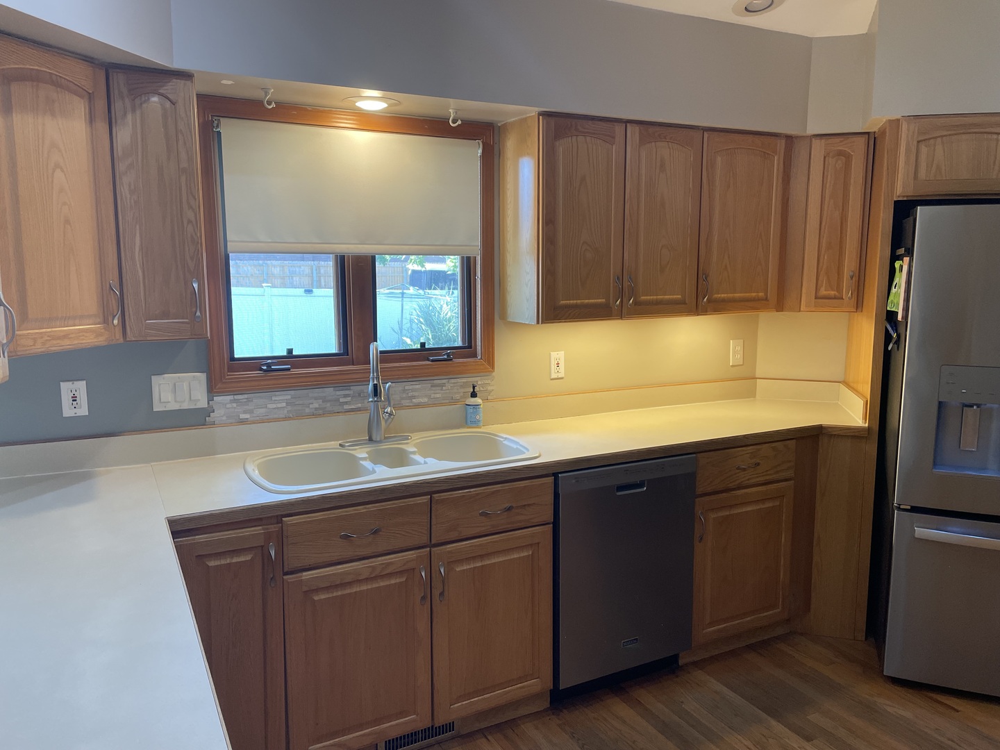 464 S Madison Street Property Photo 4