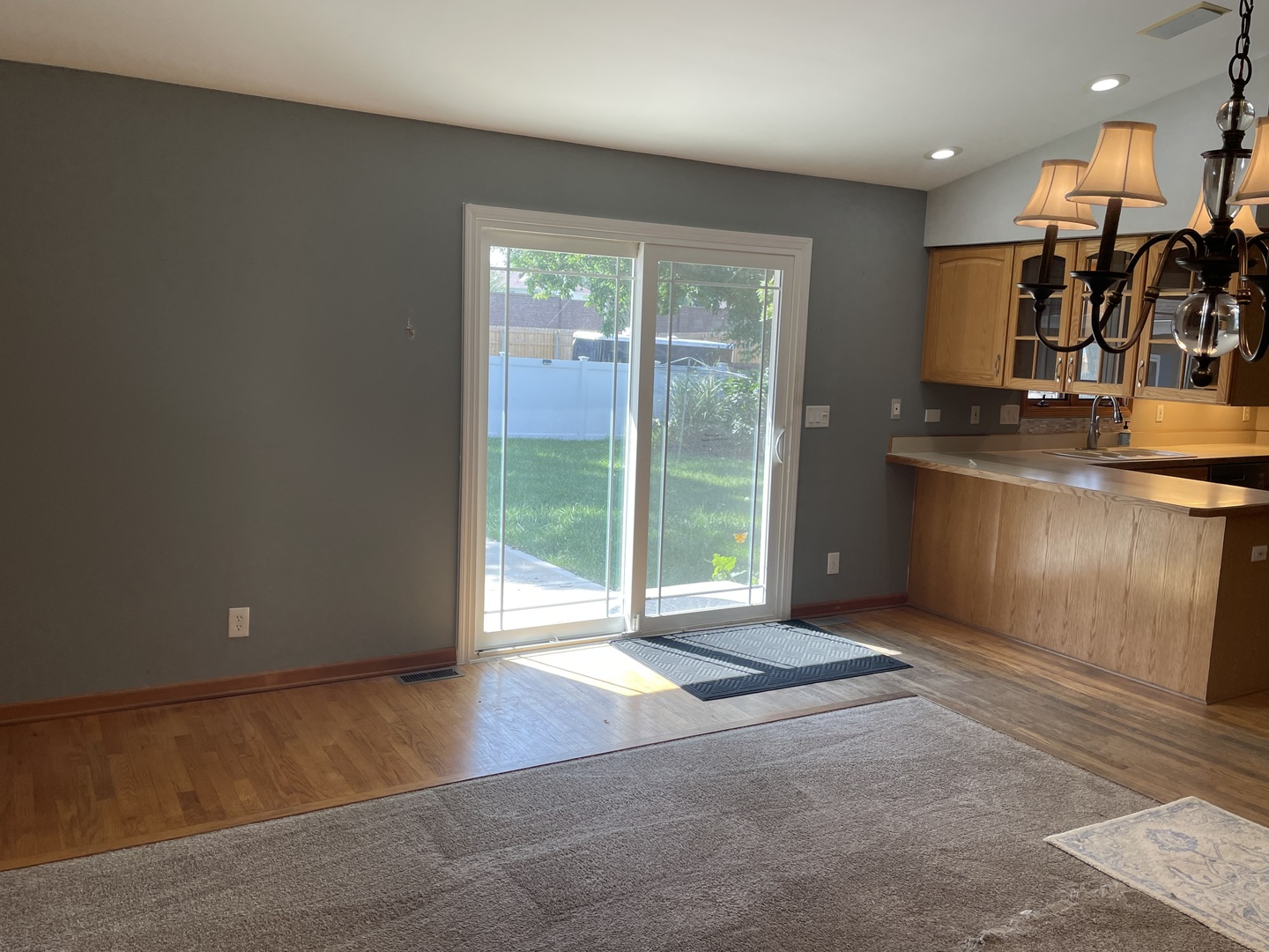 464 S Madison Street Property Photo 11