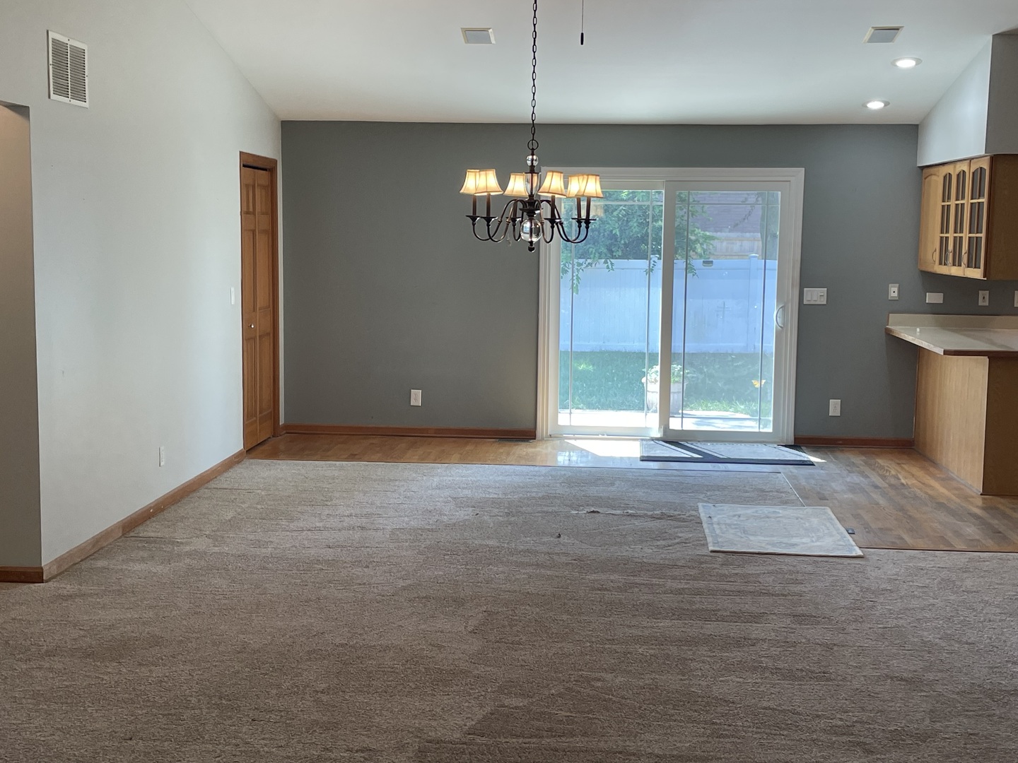 464 S Madison Street Property Photo 16