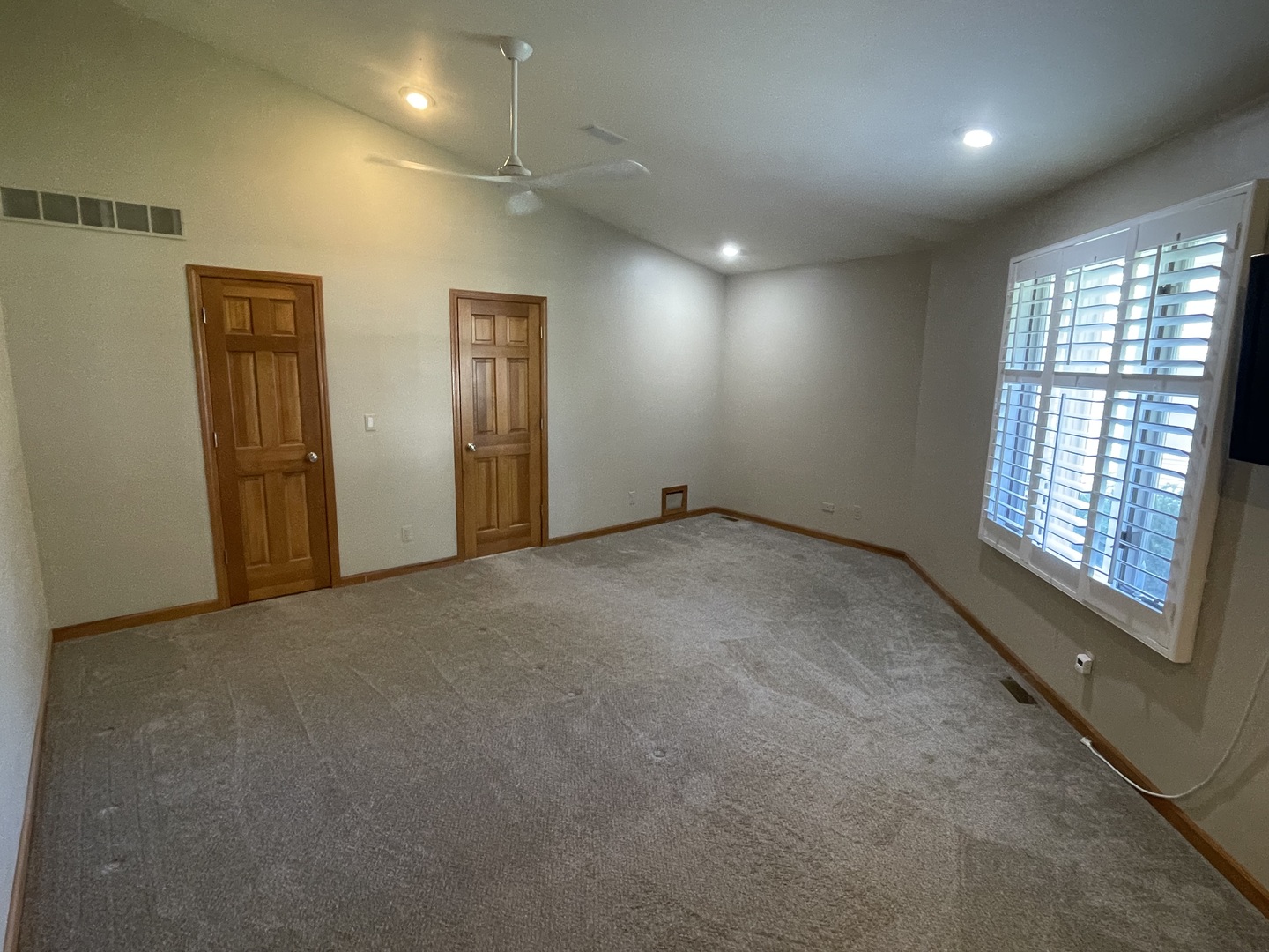464 S Madison Street Property Photo 27