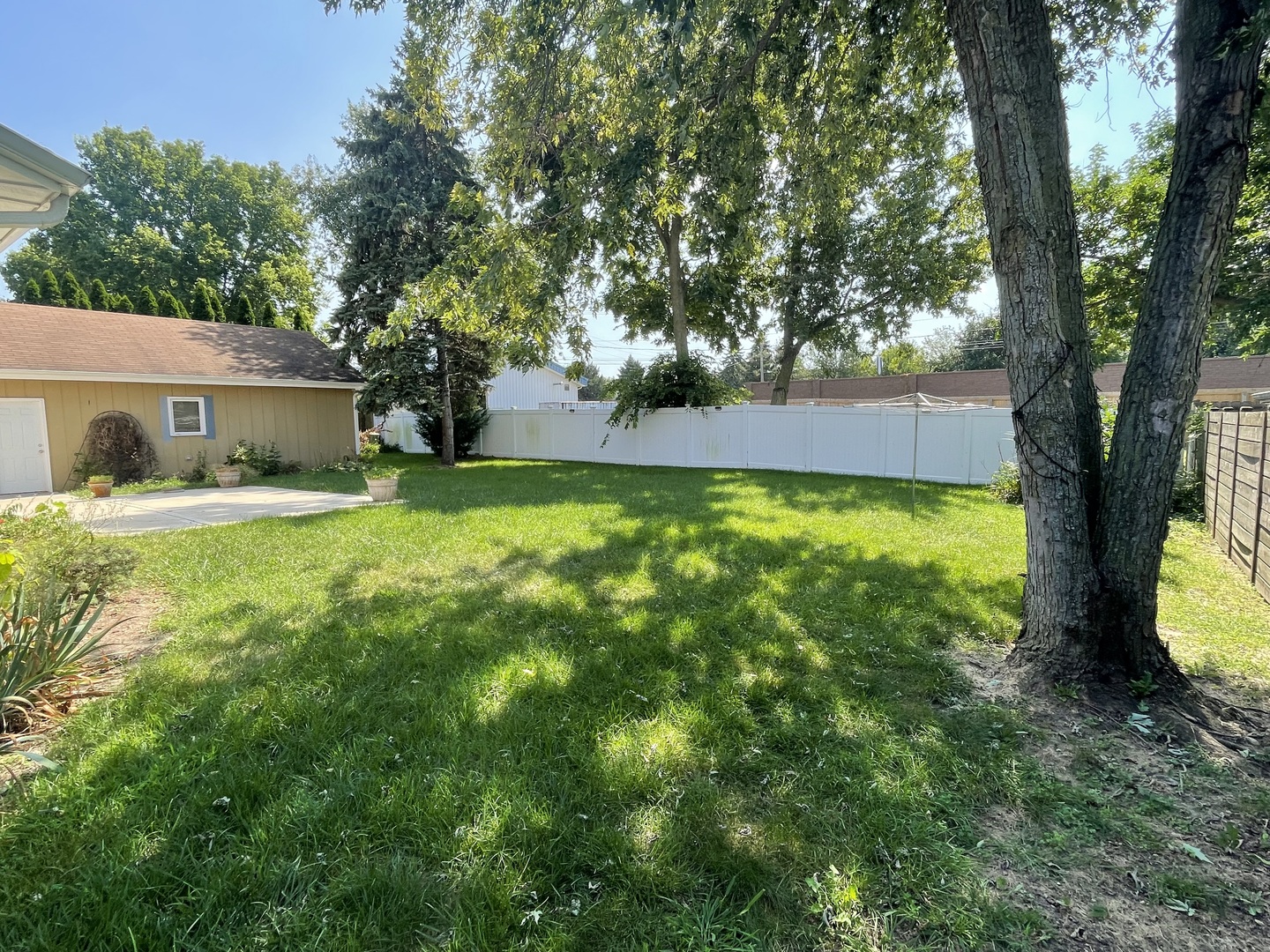 464 S Madison Street Property Photo 47