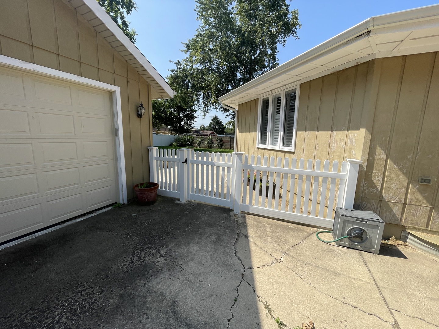 464 S Madison Street Property Photo 48