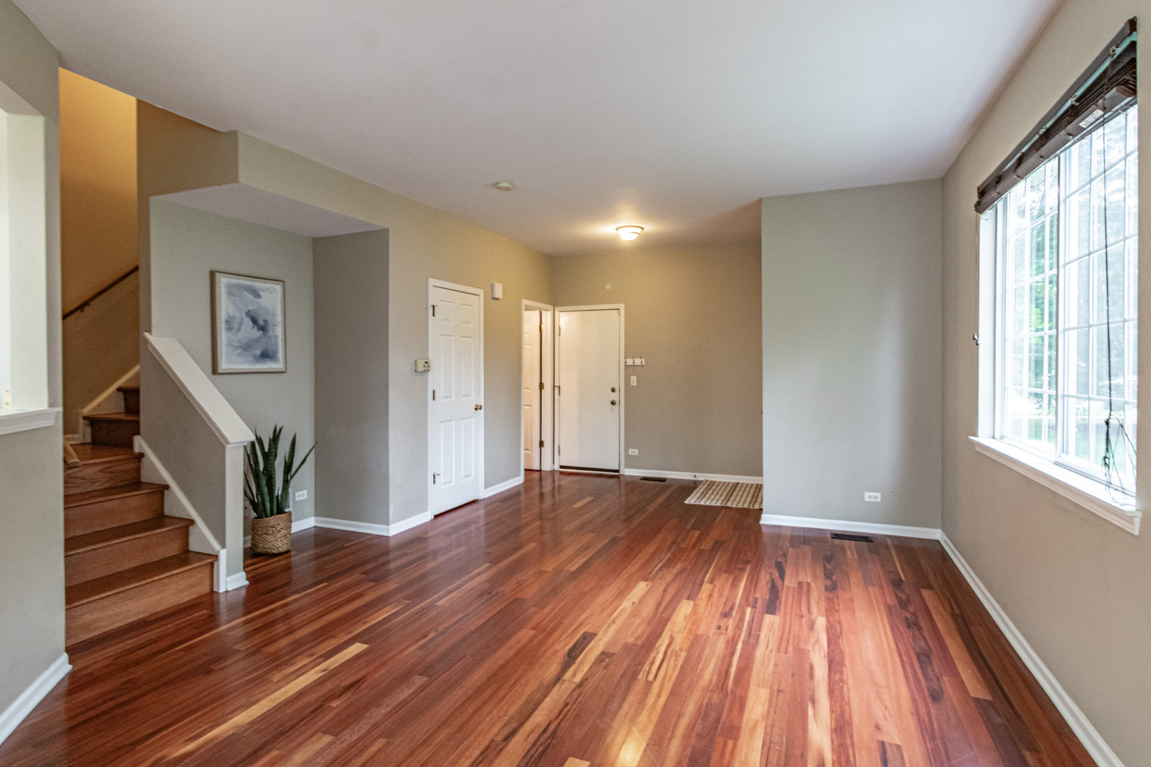 1470 Doolittle Lane Property Photo 4