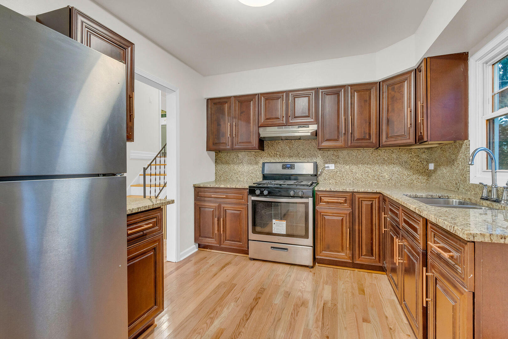 706 N Armitage Avenue Property Photo 5