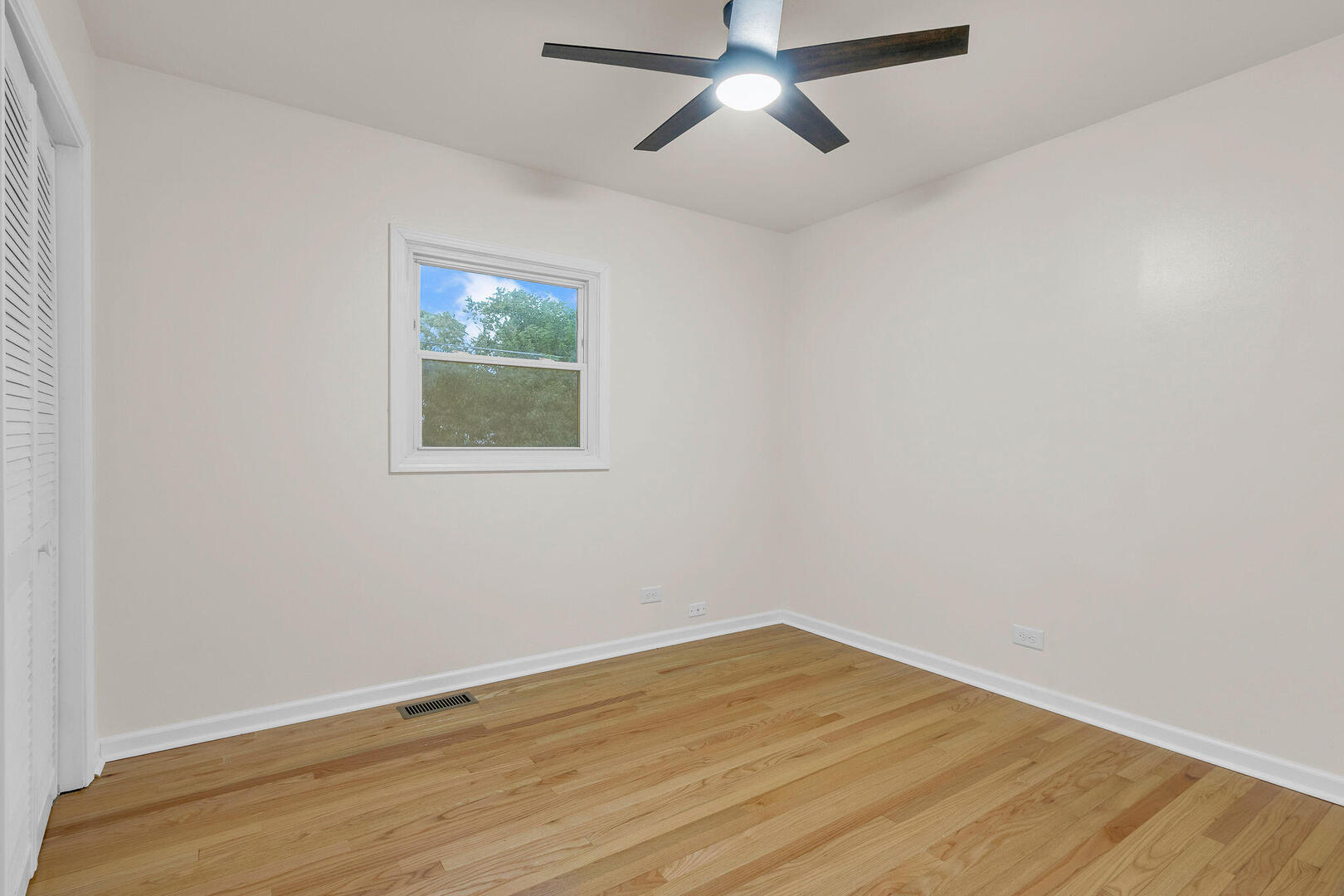 706 N Armitage Avenue Property Photo 6