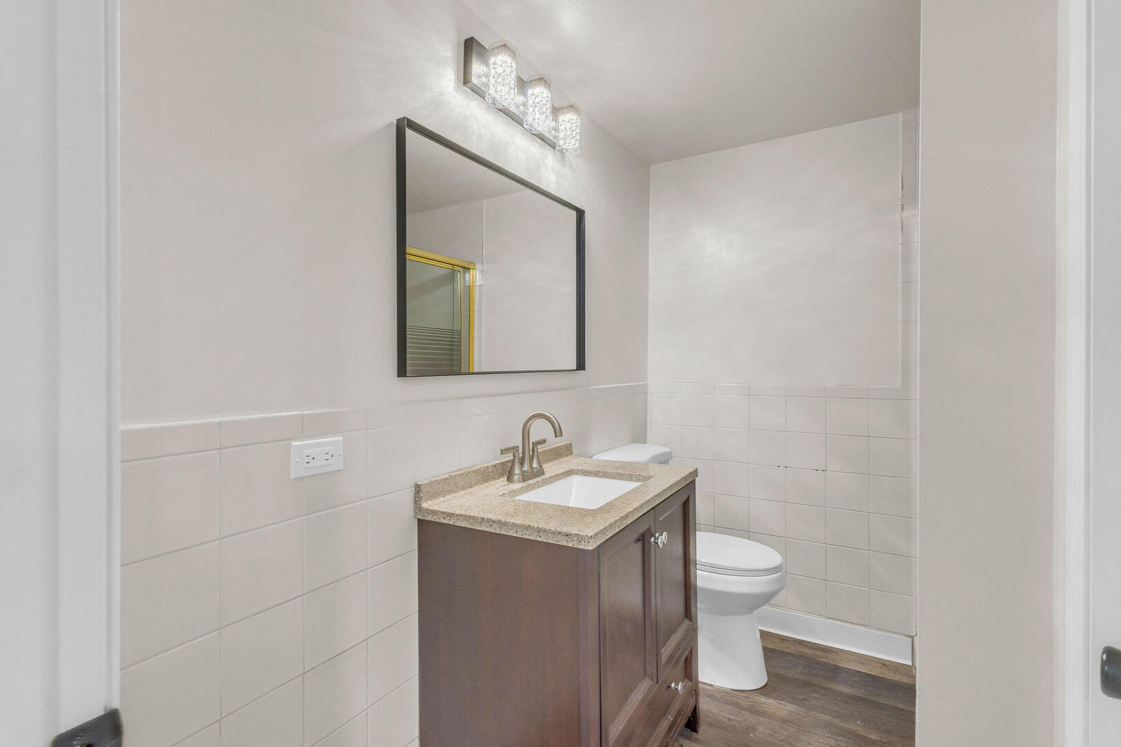 706 N Armitage Avenue Property Photo 14