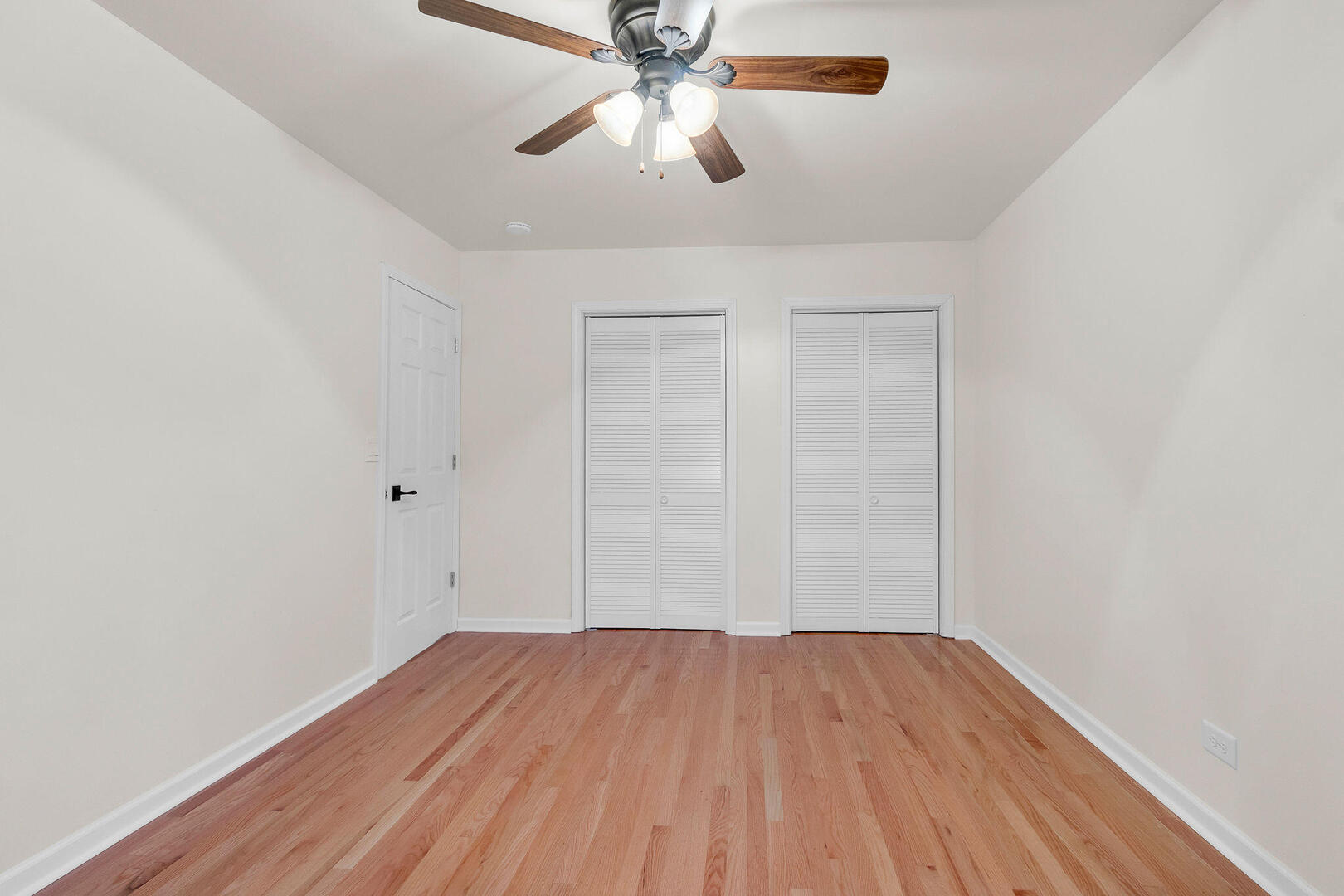 706 N Armitage Avenue Property Photo 23
