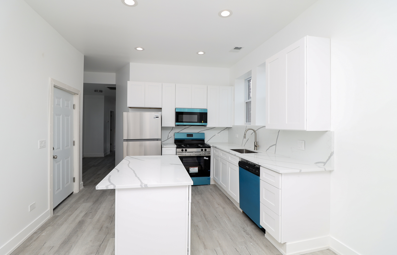 1505 S Spaulding Avenue Property Photo 3