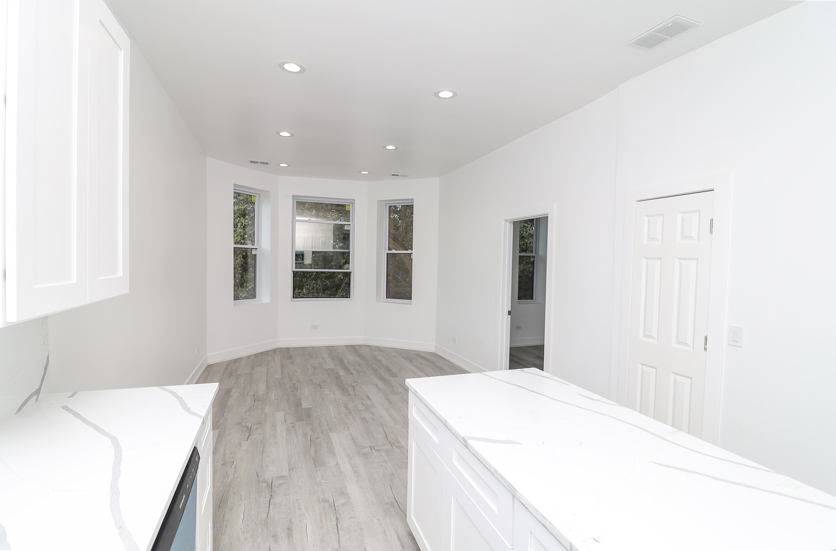 1505 S Spaulding Avenue Property Photo 5