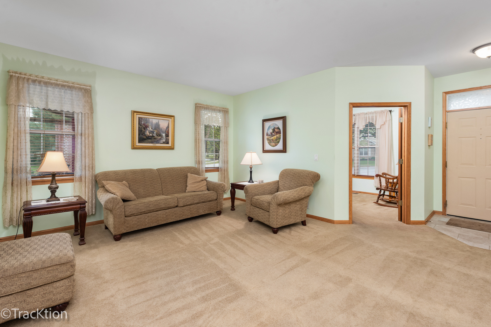 16220 Tomahawk Lake Court Property Photo 3