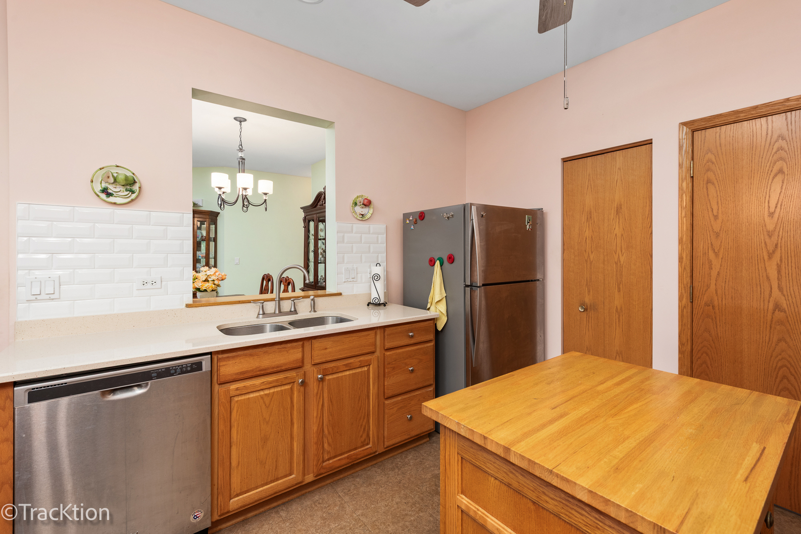 16220 Tomahawk Lake Court Property Photo 6