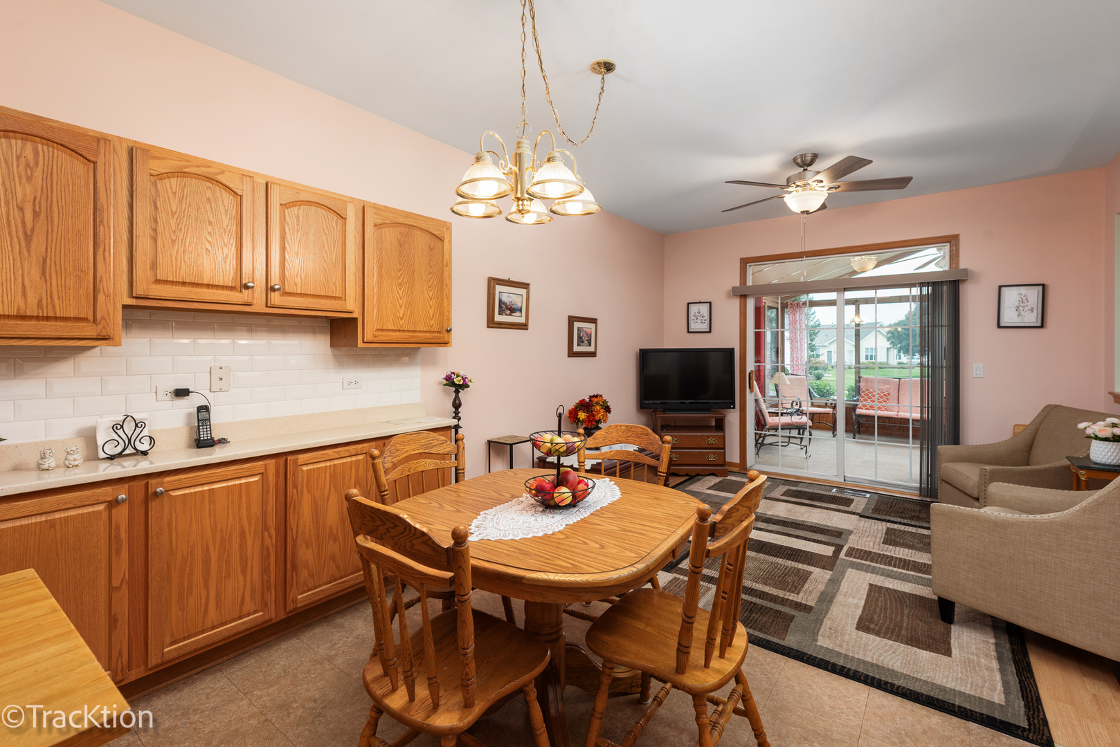 16220 Tomahawk Lake Court Property Photo 7
