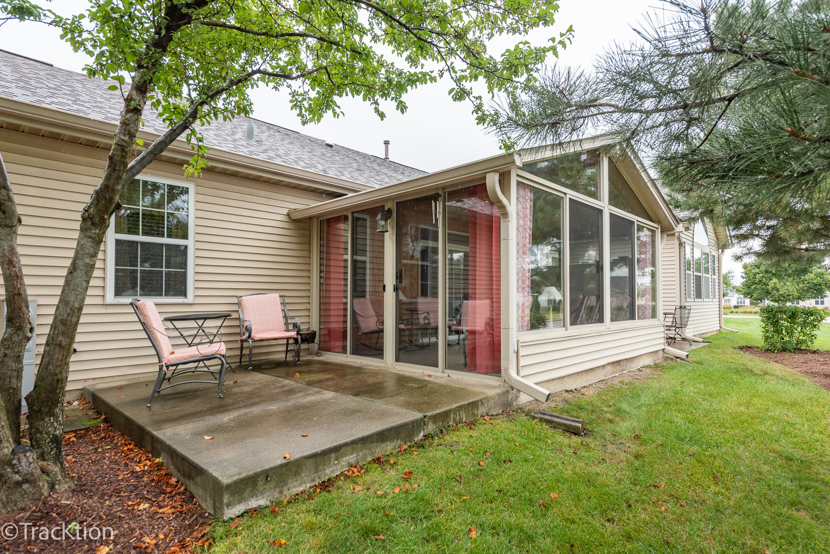 16220 Tomahawk Lake Court Property Photo 16
