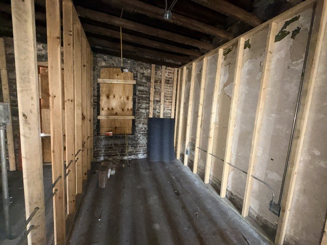 10736 S Langley Avenue Property Photo 8