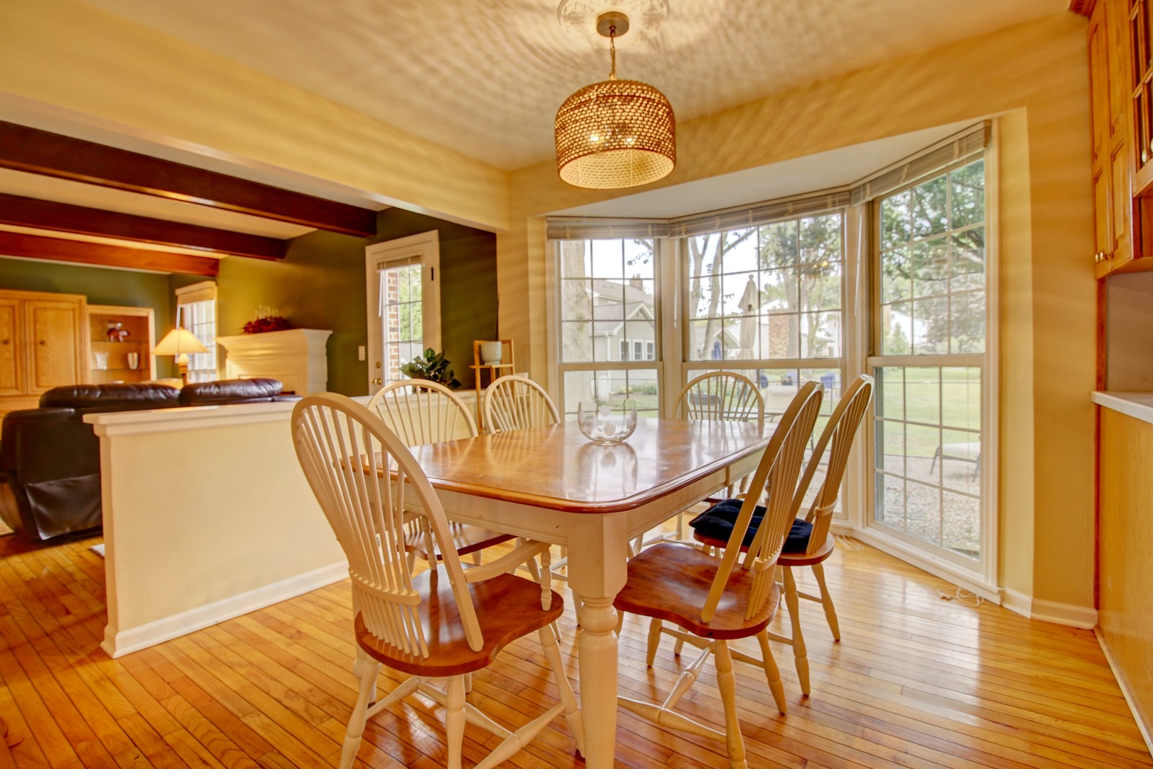 853 Dorset Drive Property Photo 4