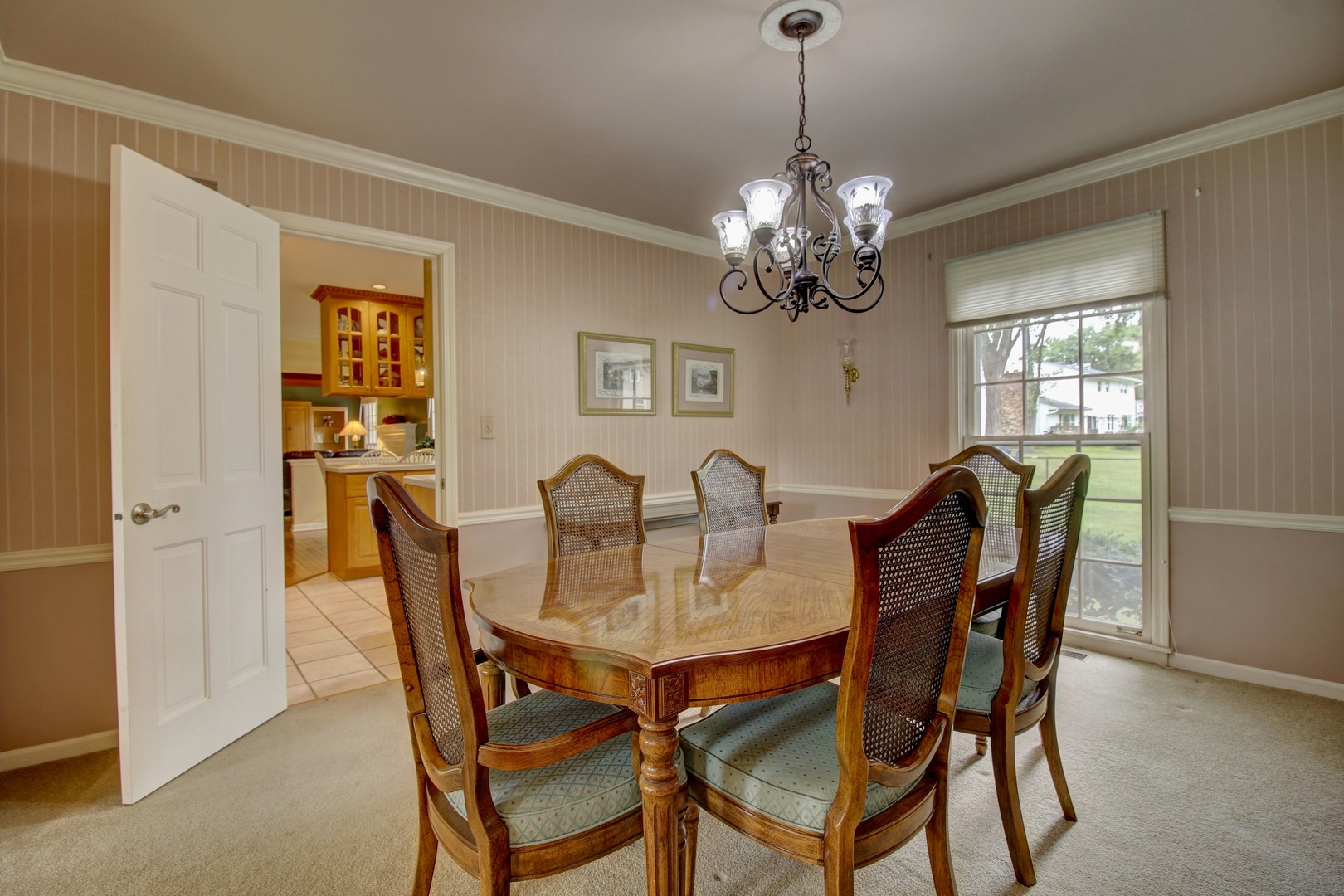 853 Dorset Drive Property Photo 7