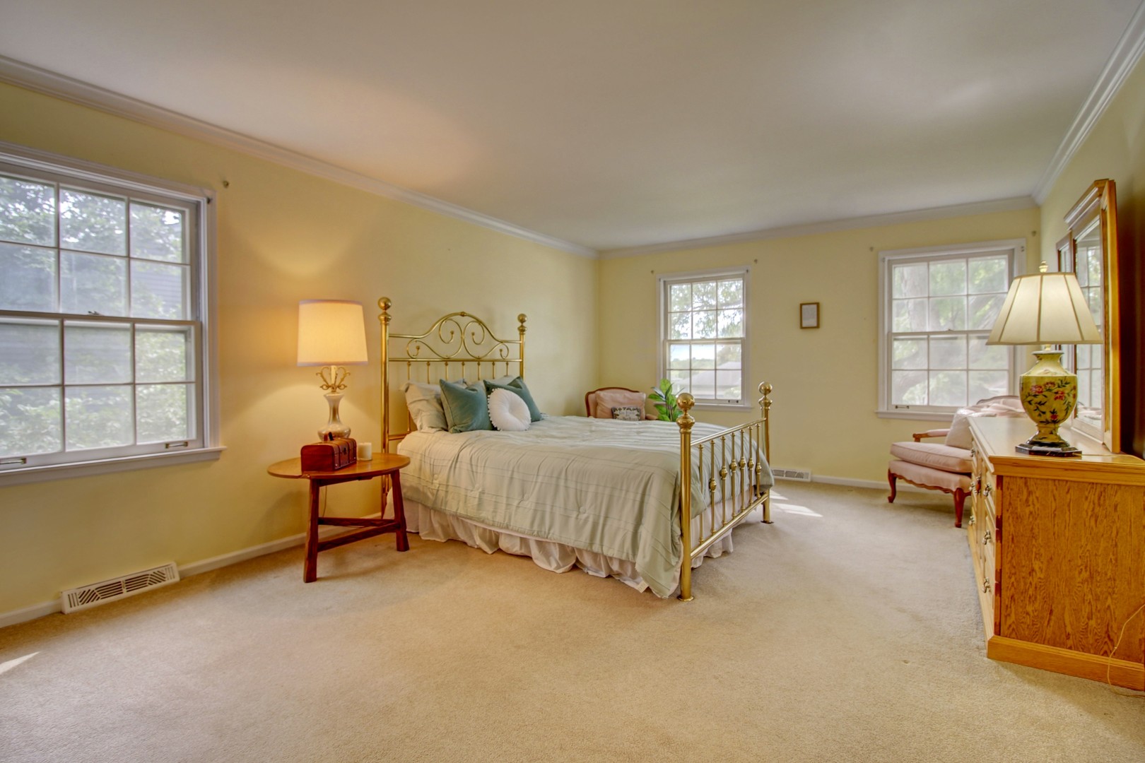 853 Dorset Drive Property Photo 12