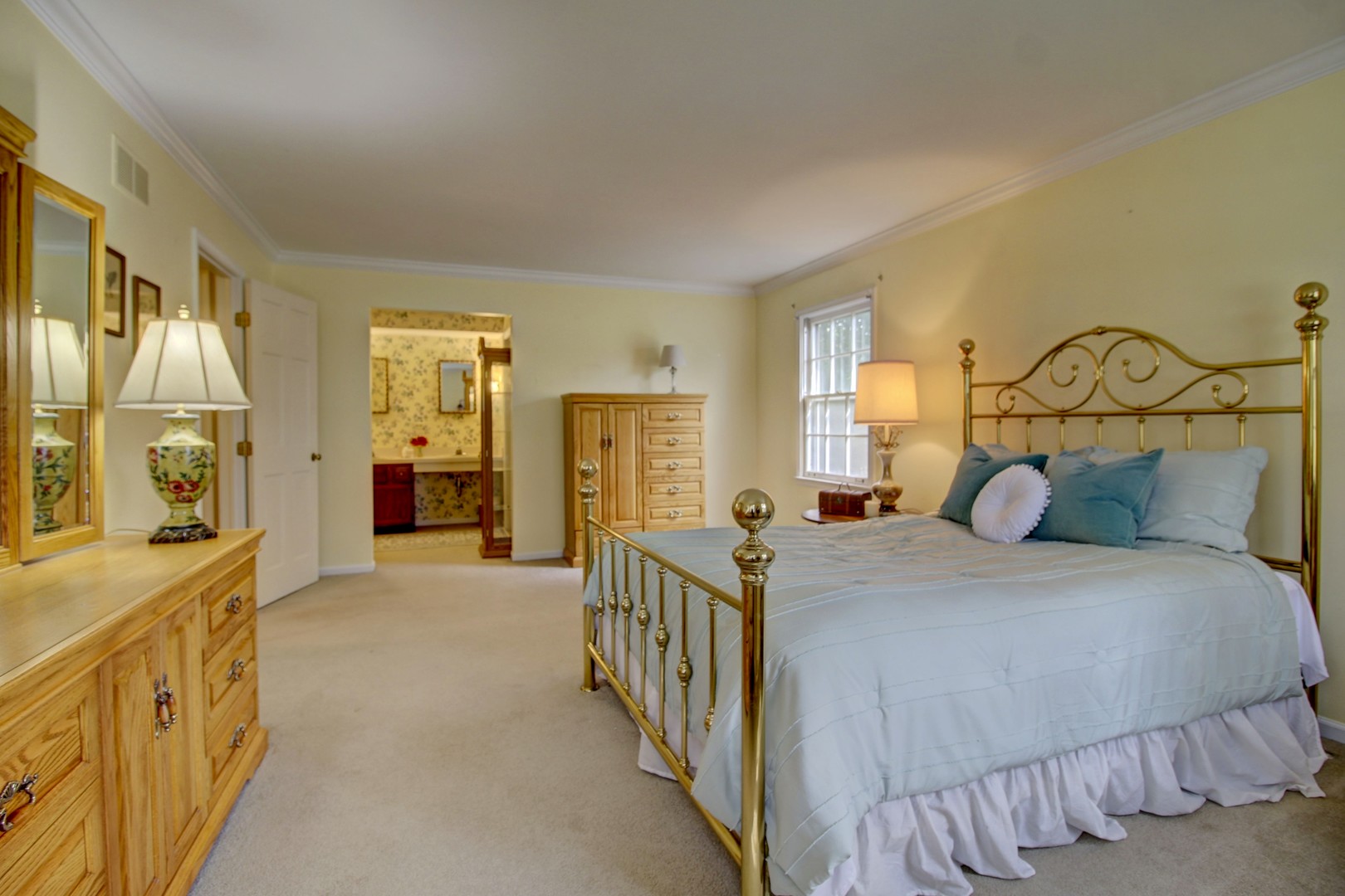 853 Dorset Drive Property Photo 13