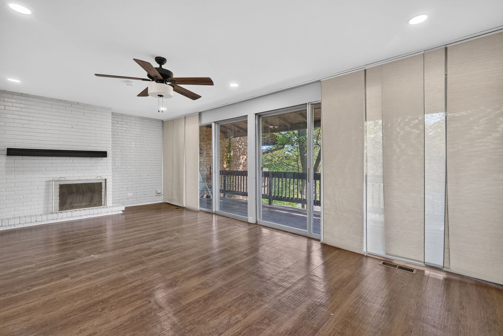 5518 E Lake Drive 90-c Property Photo 4